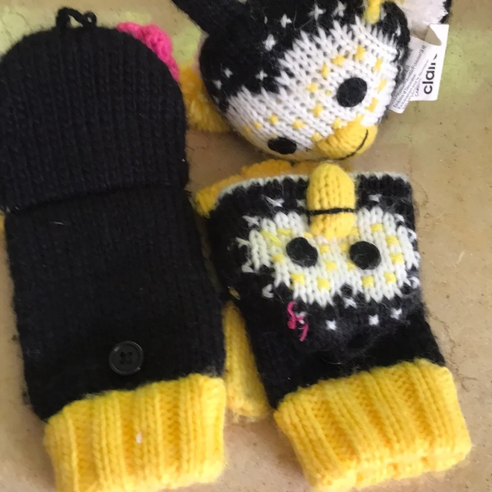 Earmuff and mitten set from Claire’s